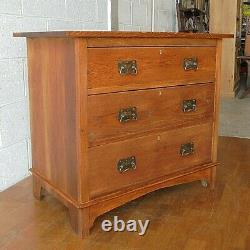 Antique Arts & Crafts Oak Chest Of Drawers With Copper Handles