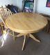 Beautiful Compact Solid Oak Round Single Pedestal Kitchen Dining Table V Sturdy