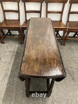 Beautiful Late 16th Century English Solid Oak Gateleg Dining Table & 6 chairs