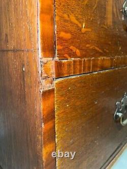 Beautiful antique 18th century dark oak chest of drawers