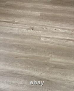 Luxury LVT Light Oak Click Flooring 100 % Waterproof 6 Sq Mtrs