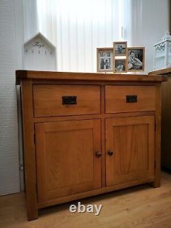 Montreal Oak 2 Door 2 Drawer Sideboard / Rustic Solid Wood Storage Cabinet