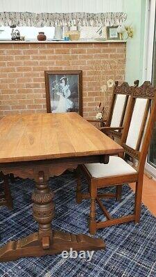 OAK Dining table and 4 chairs