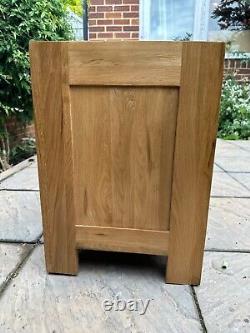 Pair of Oak Furnitureland Alto Natural Solid Oak Bedside Tables Good Condition