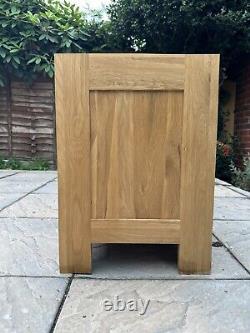 Pair of Oak Furnitureland Alto Natural Solid Oak Bedside Tables Good Condition