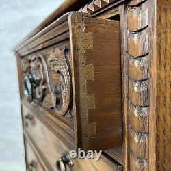 Quality Vintage Jaycee Tudor Style Solid Veneer Oak Wood 2/3 Chest Of Drawers