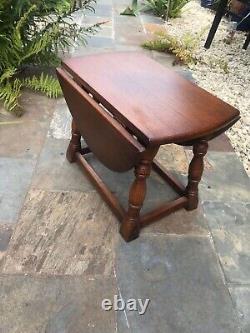 Small vintage drop leaf Solid Wood coffee table. Oak