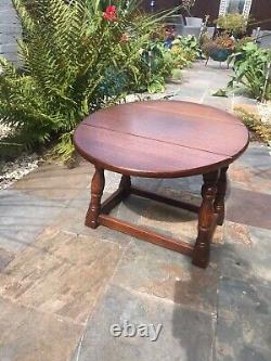 Small vintage drop leaf Solid Wood coffee table. Oak