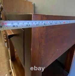 VINTAGE SOLID OAK WOOD OCCASIONAL SIDE TABLE WITH DRAW. BEDSIDE TABLE art deco