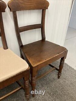 Belle table de salle à manger en chêne massif anglais du 17ème siècle avec rabats et 6 chaises.