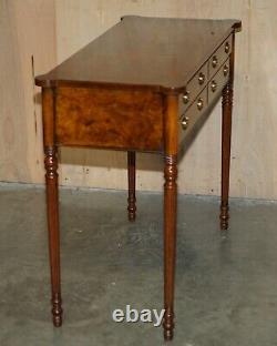 Exquis Circa 1920 Burr Elm et Satinwood Console Table restaurée à la française polie