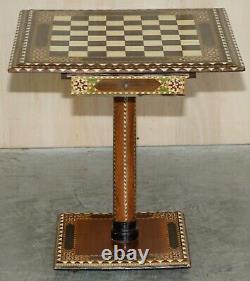 Fantastique Antique Anglo Indian Circa 1920 Jeux De Société D'échecs Table Double Tiroirs