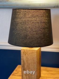 Lampe de table de style ferme en chêne massif français