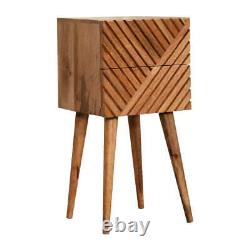 Meuble de chevet compact en bois avec 2 tiroirs et détails sculptés finition chêne