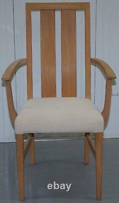 Rare ensemble de huit chaises de salle à manger en bois de frêne Orum Mobler, table et bibliothèque disponibles.
