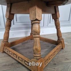 Table basse ronde rétro vintage en bois massif pour café / lampe en orme antique